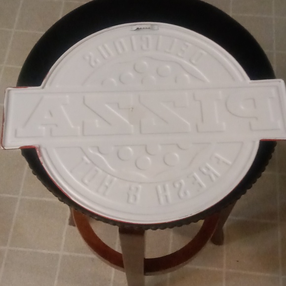 Fresh Pizza sign - Picture 2 of 5